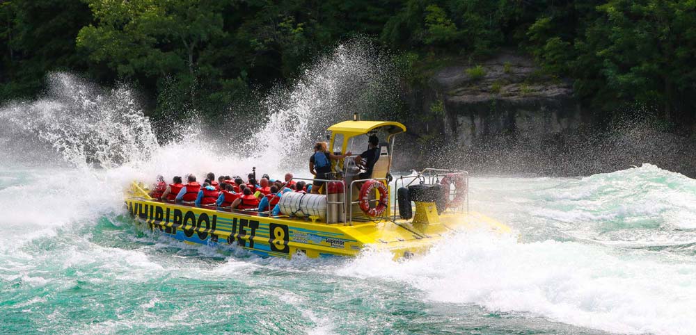 Niagara falls jet boat
