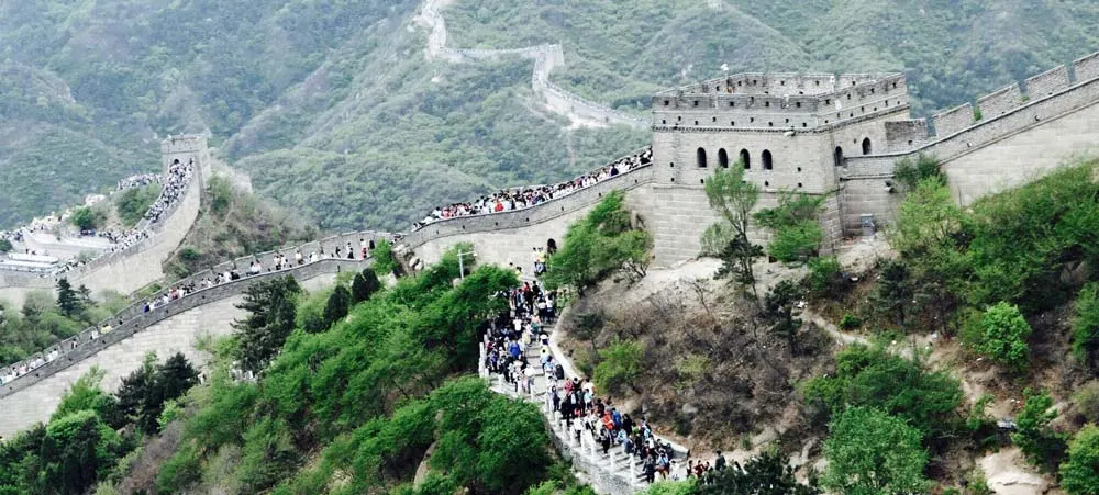 hiking the great wall of China