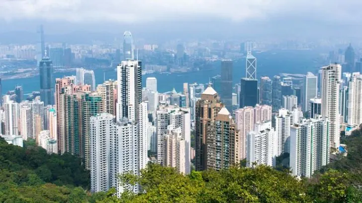 How to visit Sky Terrace 428 & The Peak