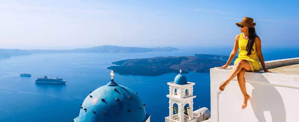 how to plan a trip to Santorini