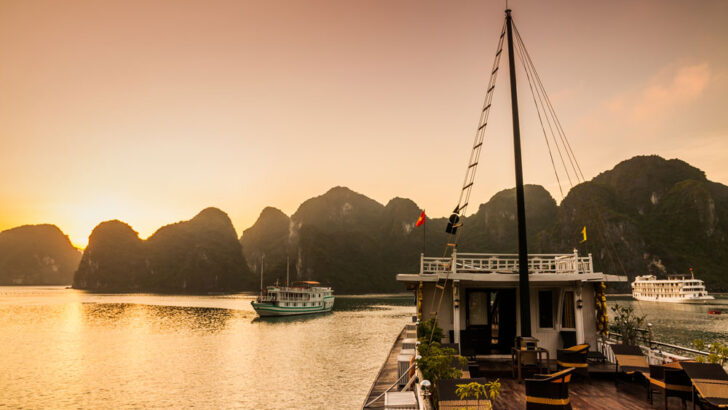 HOW TO GO FROM HALONG BAY TO NINH BINH