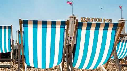 BRIGHTON TRAVEL GUIDE