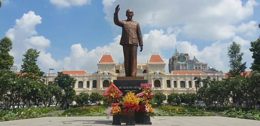 Ho Chi Minh City Statue 3 weeks in Vietnam