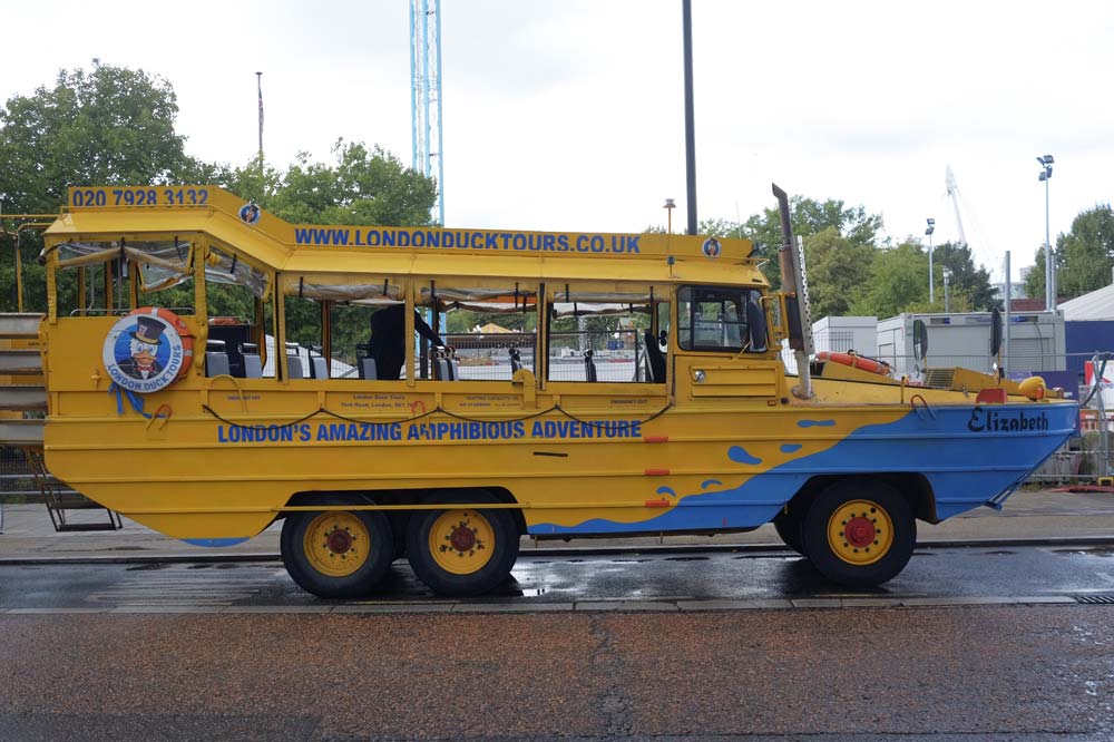 London duck tours for couples in London