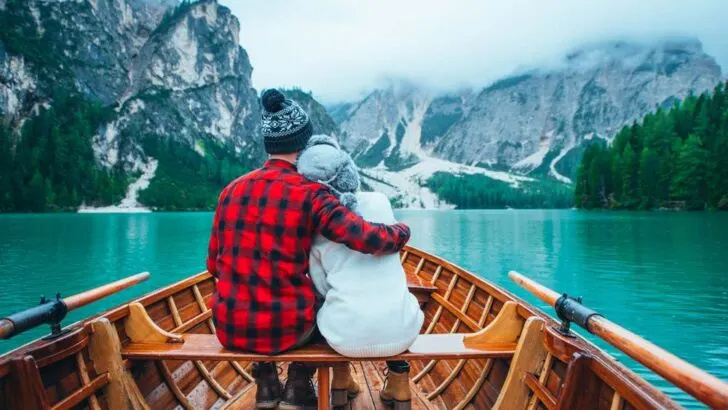 12 Romantic things to do in Alaska