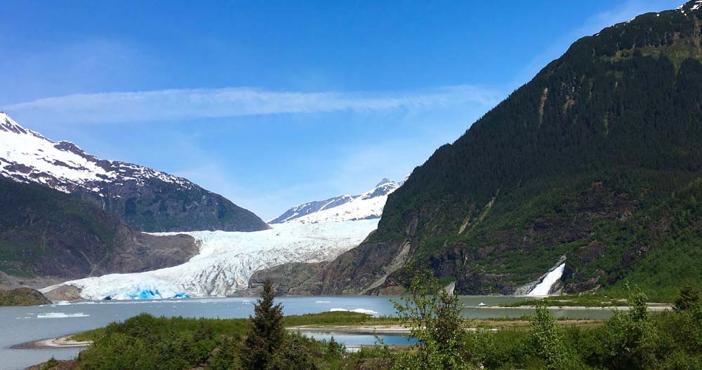 Romantic things to do in Alaska