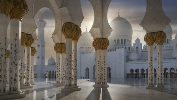 How to plan a vacation to Abu Dhabi