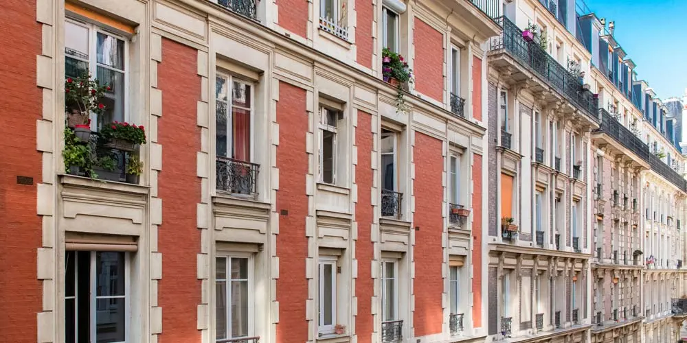 Renting an apartment in France