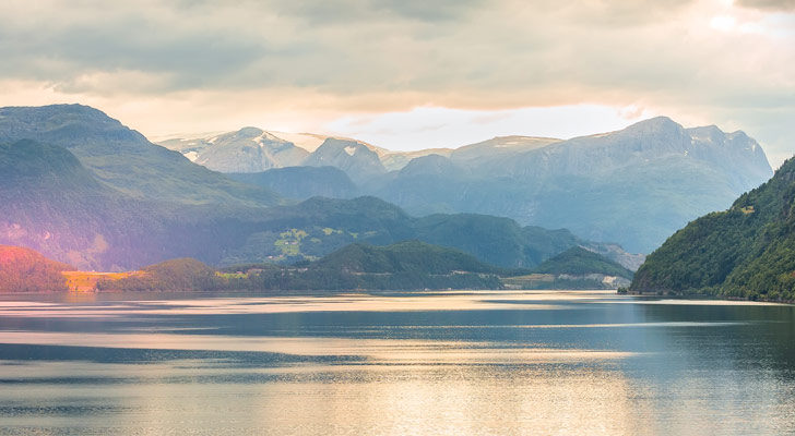 Norwegian Fjords Cruise Guide 2026: Best Fjords, Ports & Cruise Tips